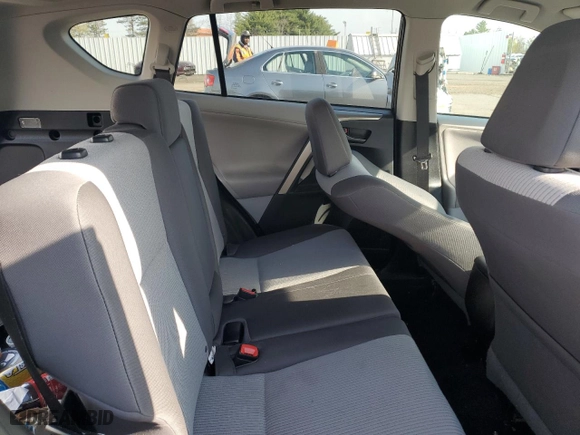 2013 Toyota RAV4 LE with VIN 2T3BFREV4DW063040, listed as a Copart auction lot 53857105 with 133,673 mi miles and Salvage Title. Bid and sale history available at carsss.com. Image 11.