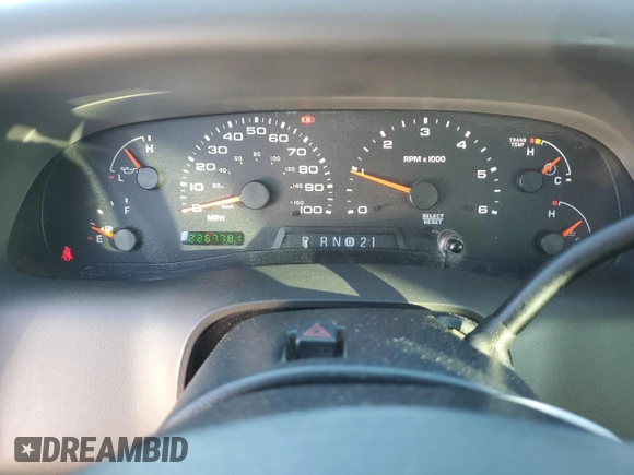 2002 Ford Super Duty F-250 XL with VIN 1FTNF20L92EC03484, listed as a Copart auction lot 80049824 with 226,778 mi miles and Salvage Title. Bid and sale history available at carsss.com. Image 9.