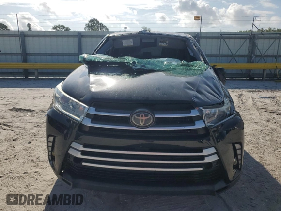 2018 Toyota Highlander LE with VIN 5TDZARFH8JS041397, listed as a Copart auction lot 60262295 with 92,526 mi miles and Salvage title. Bid and sale history available at DreamBid. Image 5.