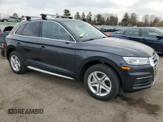 2019 Audi Q5 Premium with VIN WA1ANAFYXK2133164, listed as a Copart auction lot 49830095 with 67,493 mi miles and Salvage Title. Bid and sale history available at carsss.com. Image 4.
