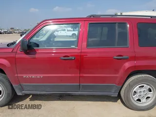 2017 Jeep Patriot Sport z VIN 1C4NJPBBXHD103389, wystawiony jako IAAI lot #41935831 z przebiegiem 86 155 mil mil oraz . Historia ofert i sprzedaży dostępna na DreamBid. Obrazek 15.