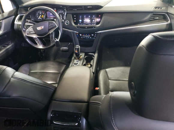 2021 Cadillac XT5 AWD Sport z VIN 1GYKNGRS5MZ165836, wystawiony jako Copart lot #77872264 z przebiegiem 46 065 mil mil oraz Szkoda całkowita • Salvage title. Historia ofert i sprzedaży dostępna na DreamBid. Obrazek 8.
