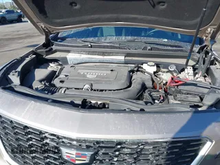 2023 Cadillac XT4 FWD Luxury z VIN 1GYAZAR40PF135132, wystawiony jako IAAI lot #41684609 z przebiegiem 12 164 mil mil oraz . Historia ofert i sprzedaży dostępna na DreamBid. Obrazek 10.