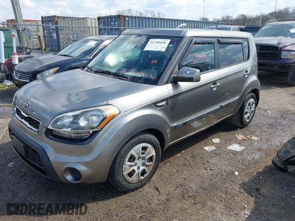 2013 Kia Soul with VIN KNDJT2A54D7584952, listed as a IAAI auction lot 41788096 with 166,771 mi miles. Bid and sale history available at carsss.com. Image 2.