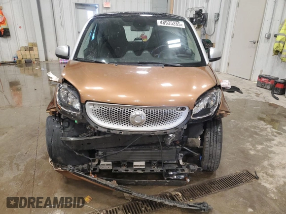 2016 Smart fortwo Passion with VIN WMEFJ5DA1GK076351, listed as a Copart auction lot 48935285 with 45,277 mi miles and Non Repairable. Bid and sale history available at DreamBid. Image 5.