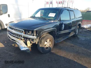 2002 Chevrolet Suburban Z71 with VIN 3GNFK16Z42G199561, listed as a IAAI auction lot 41442707 with 229,823 mi miles. Bid and sale history available at carsss.com. Image 2.