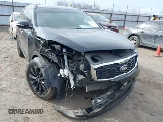 2019 Kia Sorento LX with VIN 5XYPG4A52KG607851, listed as a IAAI auction lot 38852510 with 72,723 mi miles and . Bid and sale history available at DreamBid. Image 6.