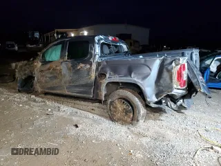 2021 GMC Canyon 2WD Elevation with VIN 1GTG5CEN0M1213178, listed as a Copart auction lot 41433195 with 0 mi miles and Salvage Title. Bid and sale history available at carsss.com. Image 2.