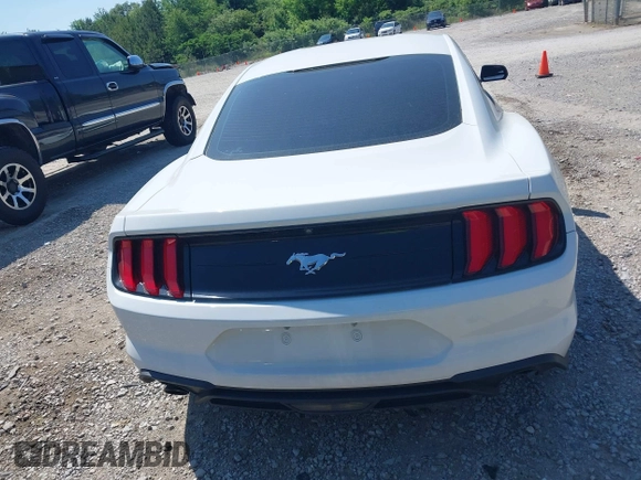2018 Ford Mustang EcoBoost z VIN 1FA6P8TH2J5112959, wystawiony jako IAAI lot #42110990 z przebiegiem 97 088 mil mil oraz . Historia ofert i sprzedaży dostępna na DreamBid. Obrazek 16.