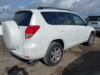 2008 Toyota RAV4 Ltd with VIN JTMZK31V185020222, listed as a IAAI auction lot 41905316 with 146,406 mi miles. Bid and sale history available at carsss.com. Image 4.