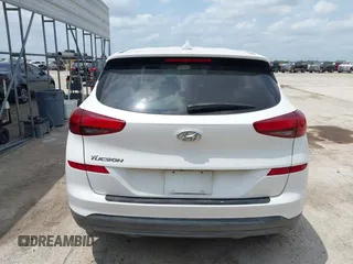 2020 Hyundai Tucson SE z VIN KM8J23A45LU212774, wystawiony jako IAAI lot #42100221 z przebiegiem 78 002 mil mil oraz . Historia ofert i sprzedaży dostępna na DreamBid. Obrazek 17.