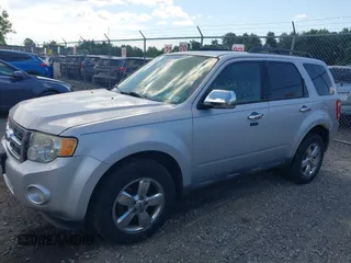 2011 Ford Escape XLT с VIN 1FMCU9D73BKA20517, выставлен на аукционе IAAI как лот 42810371 с пробегом 82 758 миль миль и . История ставок и продаж доступна на DreamBid. Изображение 2.