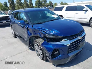2022 Chevrolet Blazer Premier z VIN 3GNKBFRS9NS163926, wystawiony jako IAAI lot #42520738 z przebiegiem 45 560 mil mil oraz . Historia ofert i sprzedaży dostępna na DreamBid. Obrazek 6.