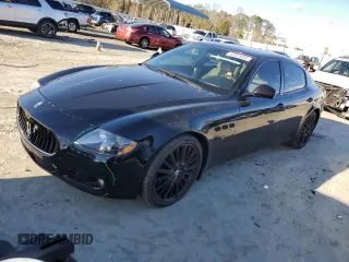 2012 Maserati Quattroporte S z VIN ZAM39JKA0C0065090, wystawiony jako Copart lot #82025584 z przebiegiem 72 981 mil mil oraz Szkody całkowita. Historia ofert i sprzedaży dostępna na DreamBid. Obrazek 1.