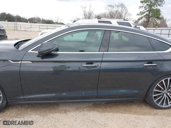 2018 Audi A5 Sportback Premium Plus with VIN WAUBNCF56JA127682, listed as a IAAI auction lot 41488051 with 85,961 mi miles. Bid and sale history available at carsss.com. Image 15.
