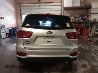 2020 Kia Sorento LX V6 with VIN 5XYPGDA53LG647938, listed as a IAAI auction lot 41541659 with 75,161 mi miles. Bid and sale history available at carsss.com. Image 17.
