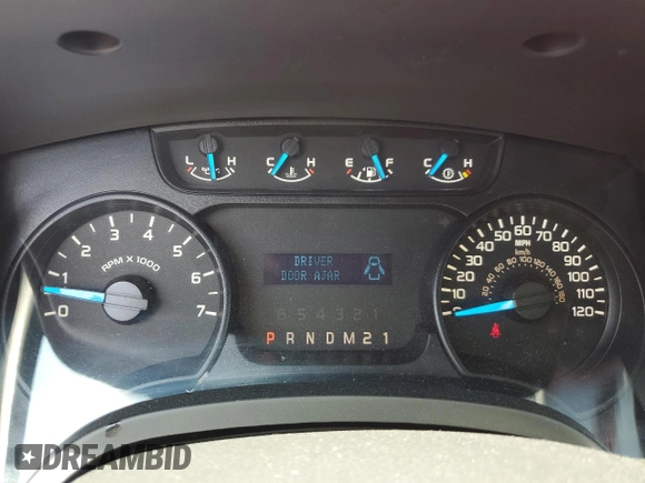 2014 Ford F-150 XL z VIN 1FTFW1CF3EKF06836, wystawiony jako Copart lot #63043945 z przebiegiem 181 887 mil mil oraz Szkoda całkowita • Salvage title. Historia ofert i sprzedaży dostępna na DreamBid. Obrazek 9.