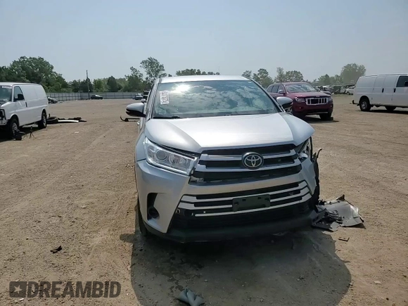 2018 Toyota Highlander LE с VIN 5TDBZRFH7JS867488, выставлен на аукционе Copart как лот 60373075 с пробегом 64 043 миль миль и Списание • Salvage title. История ставок и продаж доступна на DreamBid. Изображение 13.