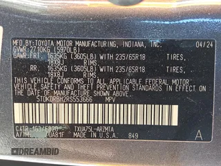 2024 Toyota Highlander LE z VIN 5TDKDRBH2RS553666, wystawiony jako Copart lot #57512875 z przebiegiem 44 772 mil mil oraz Czysty tytuł • Clean title. Historia ofert i sprzedaży dostępna na DreamBid. Obrazek 13.