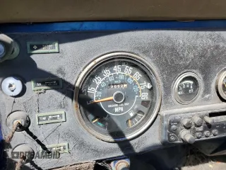 1981 Jeep CJ z VIN 1JCCM85A3BT015853, wystawiony jako Copart lot #76753214 z przebiegiem 19 962 mil mil oraz Tytuł czysty. Historia ofert i sprzedaży dostępna na DreamBid. Obrazek 9.