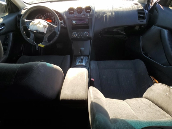 2011 Nissan Altima S with VIN 1N4AL2AP3BC177376, listed as a Copart auction lot 84323934 with 157,110 mi miles and Salvage title. Bid and sale history available at DreamBid. Image 8.