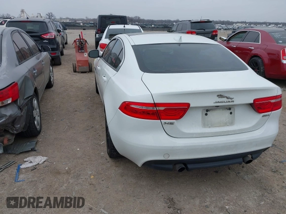 2018 Jaguar XE 25t Premium with VIN SAJAD4FXXJCP23943, listed as a IAAI auction lot 41470656 with 56,834 mi miles. Bid and sale history available at carsss.com. Image 3.
