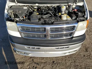 2001 Dodge Cargo Conversion with VIN 2B6HB11Y51K558664, listed as a Copart auction lot 88416195 with 132,585 mi miles and Salvage Title. Bid and sale history available at carsss.com. Image 12.