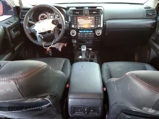 2023 Toyota 4Runner TRD Pro z VIN JTELU5JRXP6142113, wystawiony jako Copart lot #48787545 z przebiegiem 31 379 mil mil oraz Szkoda całkowita • Salvage title. Historia ofert i sprzedaży dostępna na DreamBid. Obrazek 8.