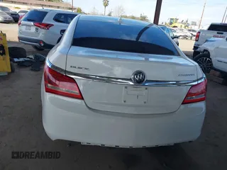 2014 Buick LaCrosse z VIN 1G4GA5GR1EF156478, wystawiony jako IAAI lot #41651324 z przebiegiem 121 815 mil mil oraz . Historia ofert i sprzedaży dostępna na DreamBid. Obrazek 17.