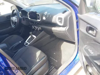 2023 Hyundai Venue SEL with VIN KMHRC8A34PU212064, listed as a IAAI auction lot 42387529 with 21,556 mi miles and . Bid and sale history available at DreamBid. Image 5.