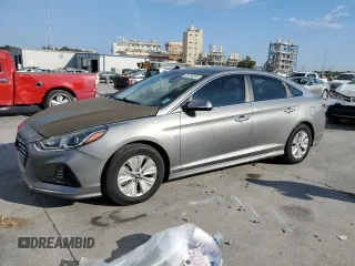 2018 Hyundai Sonata Hybrid SE with VIN KMHE24L36JA077542, listed as a Copart auction lot 73154244 with 115,783 mi miles and Clean Title. Bid and sale history available at carsss.com. Image 1.