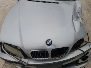 2001 BMW 3 Series 330i with VIN WBAAV53481FT00303, listed as a Copart auction lot 87118034 with 0 mi miles and Salvage Title. Bid and sale history available at carsss.com. Image 12.