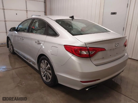 2015 Hyundai Sonata 2.4L Sport with VIN 5NPE34AF3FH141616, listed as a IAAI auction lot 41005650 with 138,291 mi miles. Bid and sale history available at carsss.com. Image 3.