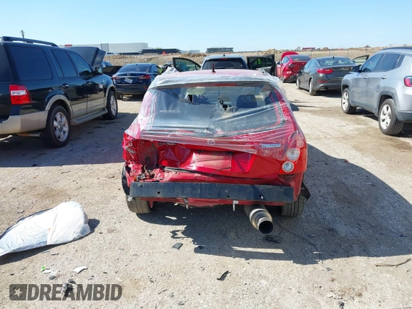 2002 Mazda Protege z VIN JM1BJ245221631014, wystawiony jako IAAI lot #42232912 z przebiegiem 180 184 mil mil oraz . Historia ofert i sprzedaży dostępna na DreamBid. Obrazek 15.