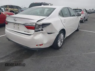 2016 Lexus ES 330 with VIN 58ABK1GG3GU028183, listed as a IAAI auction lot 42583150 with 70,261 mi miles and . Bid and sale history available at DreamBid. Image 4.