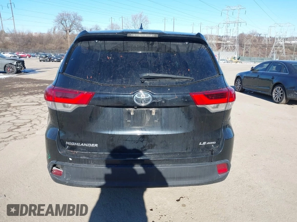 2019 Toyota Highlander LE with VIN 5TDBZRFH0KS964145, listed as a IAAI auction lot 41390943 with 127,163 mi miles and . Bid and sale history available at DreamBid. Image 17.