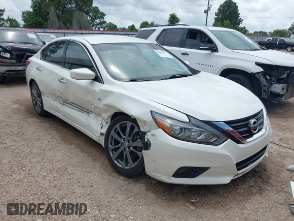 2018 Nissan Altima SV with VIN 1N4AL3AP7JC276268, listed as a IAAI auction lot 42166837 with 95,158 mi miles and . Bid and sale history available at carsss.com. Image 1.