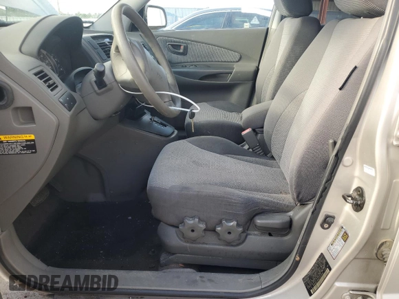 2006 Hyundai Tucson GL with VIN KM8JM12B56U462483, listed as a Copart auction lot 73651004 with 105,350 mi miles and Non Repairable. Bid and sale history available at carsss.com. Image 7.