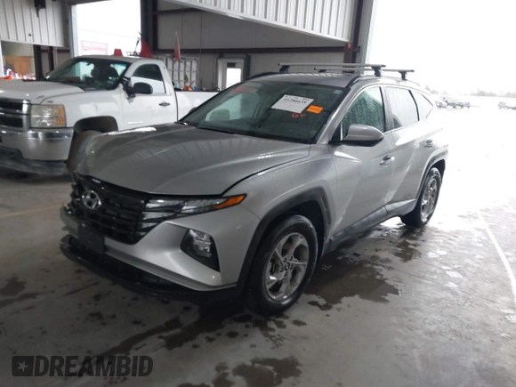 2024 Hyundai Tucson SEL with VIN 5NMJB3DE5RH372985, listed as a IAAI auction lot 41286639 with 10,920 mi miles and . Bid and sale history available at DreamBid. Image 14.
