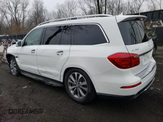 2015 Mercedes-Benz GL-Class GL 350 BlueTEC with VIN 4JGDF2EE0FA519693, listed as a Copart auction lot 81854063 with 82,137 mi miles. Bid and sale history available at carsss.com. Image 2.