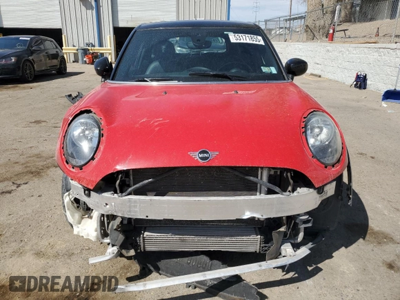 2021 MINI Hardtop 4 Door Oxford Edition с VIN WMWXU7C07M2N56224, выставлен на аукционе Copart как лот 53171855 с пробегом 68 440 миль миль и Списание • Salvage title. История ставок и продаж доступна на DreamBid. Изображение 5.