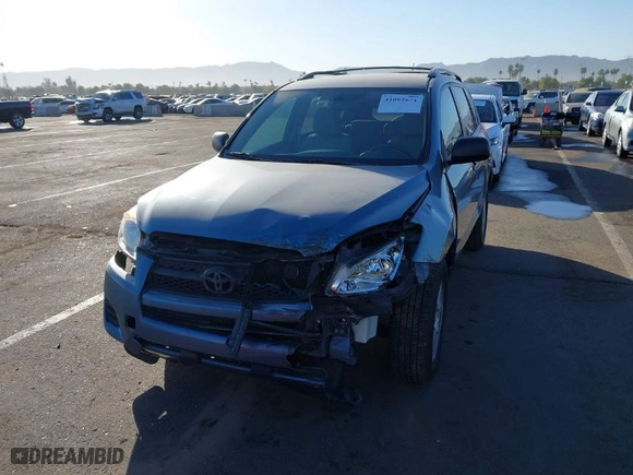 2011 Toyota RAV4 with VIN 2T3ZF4DV0BW071068, listed as a IAAI auction lot 41092671 with 233,916 mi miles. Bid and sale history available at carsss.com. Image 6.