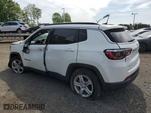 2024 Jeep Compass Latitude z VIN 3C4NJDBN2RT604989, wystawiony jako Copart lot #56880335 z przebiegiem 21 445 mil mil oraz Nie do naprawy • Non repairable. Historia ofert i sprzedaży dostępna na DreamBid. Obrazek 2.