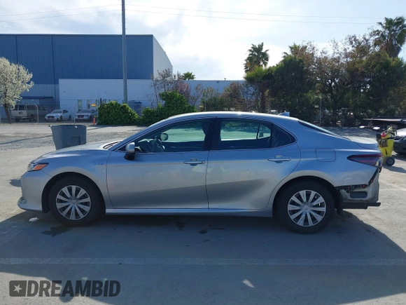 2021 Toyota Camry Hybrid LE with VIN 4T1C31AK5MU030969, listed as a IAAI auction lot 41862078 with 125,992 mi miles. Bid and sale history available at carsss.com. Image 15.