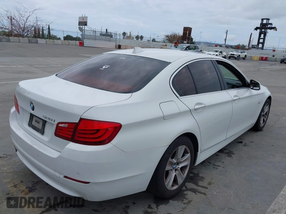 2011 BMW 5 Series 528i with VIN WBAFR1C56BC748179, listed as a IAAI auction lot 42072569 with 232,780 mi miles and . Bid and sale history available at carsss.com. Image 4.