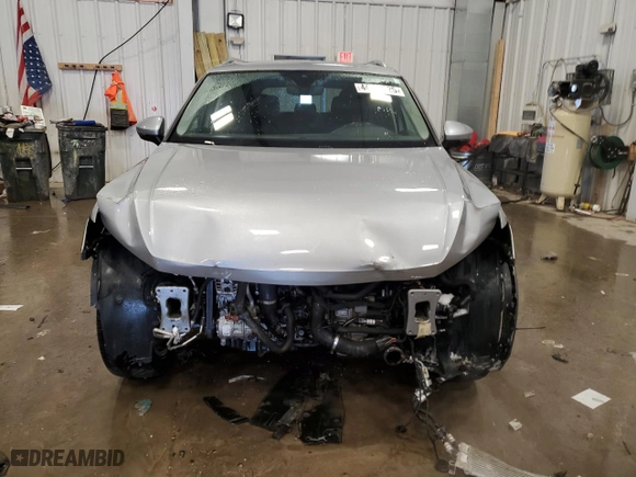 2020 Volkswagen Tiguan SE with VIN 3VV2B7AX8LM021821, listed as a Copart auction lot 44343325 with 69,362 mi miles and Salvage Title. Bid and sale history available at carsss.com. Image 5.