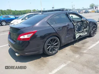 2010 Nissan Maxima S z VIN 1N4AA5AP6AC815187, wystawiony jako IAAI lot #42395830 z przebiegiem 161 567 mil mil oraz . Historia ofert i sprzedaży dostępna na DreamBid. Obrazek 4.