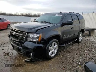 2010 Chevrolet Tahoe LT z VIN 1GNUKBE03AR208801, wystawiony jako Copart lot #45882685 z przebiegiem 264 779 mil mil oraz Nie do naprawy • Non repairable. Historia ofert i sprzedaży dostępna na DreamBid. Obrazek 1.