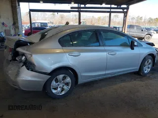 2013 Honda Civic LX z VIN 19XFB2F5XDE243749, wystawiony jako IAAI lot #41252330 z przebiegiem 85 879 mil mil oraz . Historia ofert i sprzedaży dostępna na DreamBid. Obrazek 4.