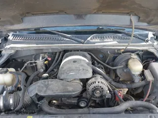 2006 Chevrolet Silverado 1500 LT1 with VIN 2GCEC13T061102551, listed as a IAAI auction lot 41735074 with 253,034 mi miles. Bid and sale history available at carsss.com. Image 10.